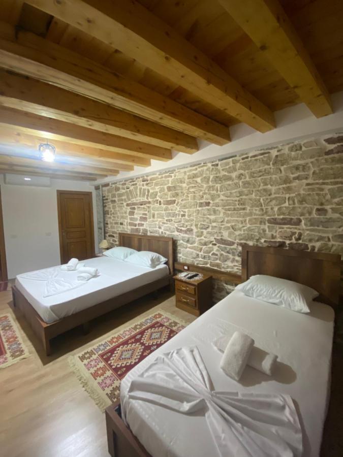 Guest House Ani Gjirokastër Buitenkant foto